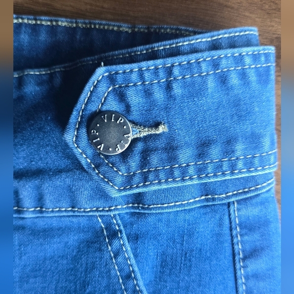 V.I.P Blue Stretch Jean Shorts Juniors Size 5/6 - Picture 10 of 11